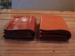 マチ付き二つ折り財布(GS-16)　エイジングマチ比較