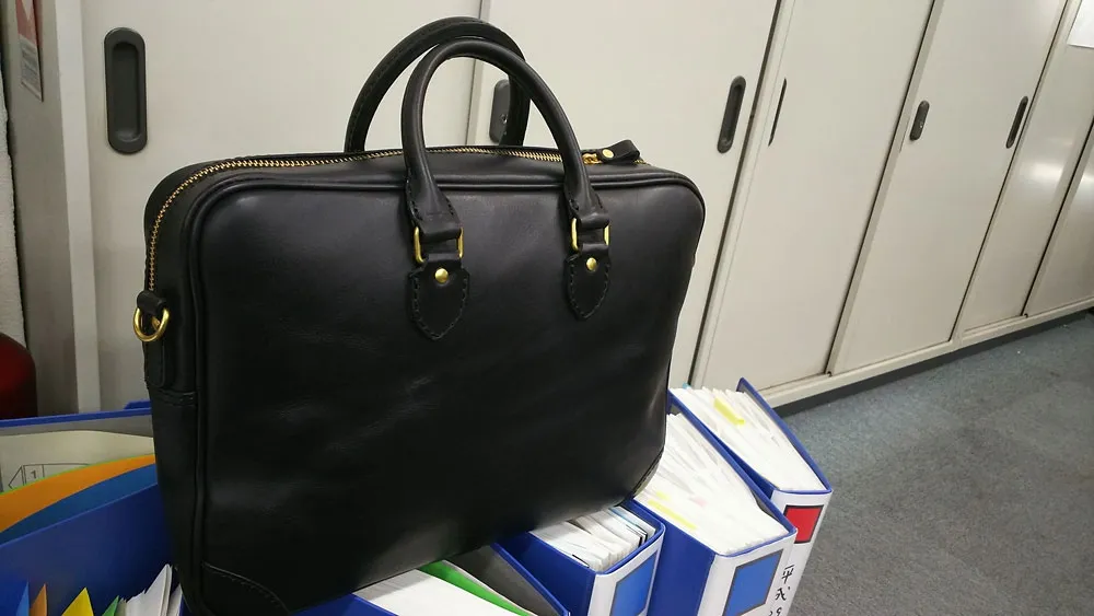 くー　HERZ 2way ビジネスバッグ (BW-15) Mサイズ くー HERZ 2way ビジネスバッグ (BW-15) Mサイズ ベーシック