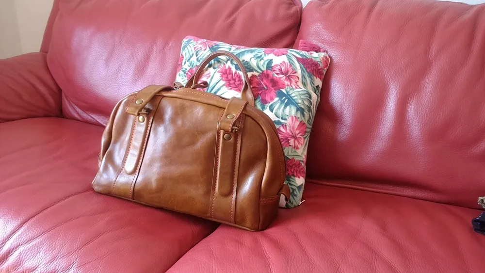 革にウォッシュ加工を施した普段使いのミニボストン / 革鞄の