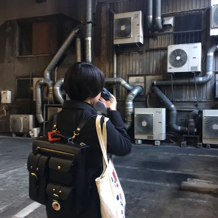 HERZのポケット標本を鞄で仕立てたユニーク3ポケット3wayバッグ