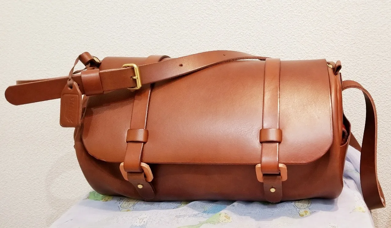 HERZ ドラム型 オールレザーショルダーバッグ CK−1 ソフト革で