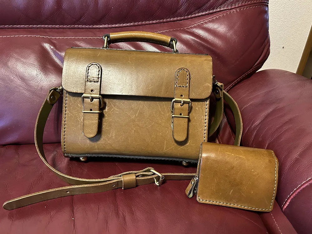 厚革でしっかりと作った樽型2wayミニショルダーバッグ / 革鞄の