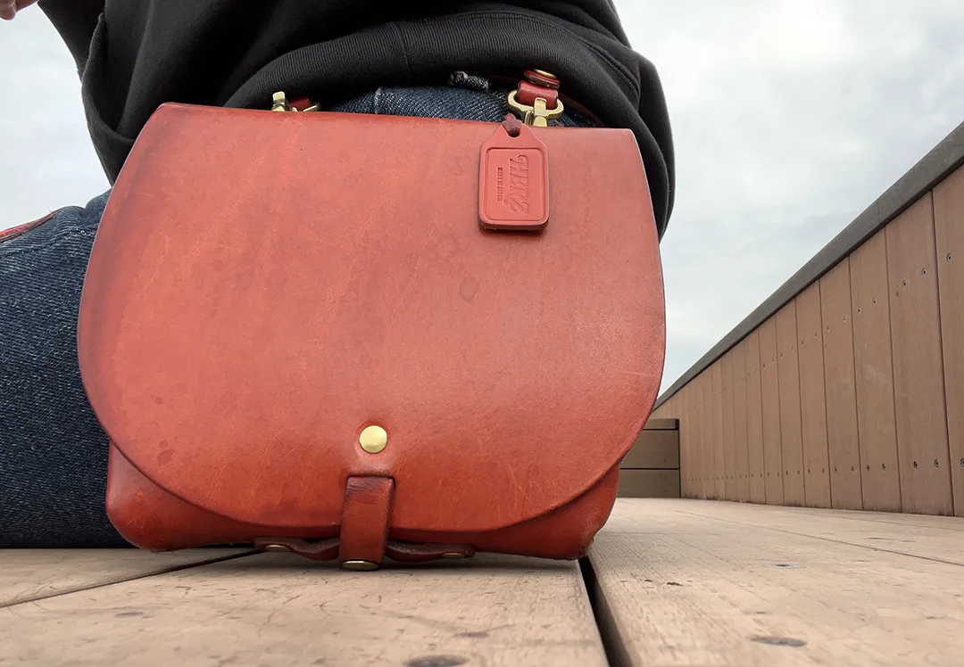 ヘルツ　ショルダーバッグ　ウエストポーチ ウエストポーチ レディース バッグ チェーン ベルト ヘビ柄