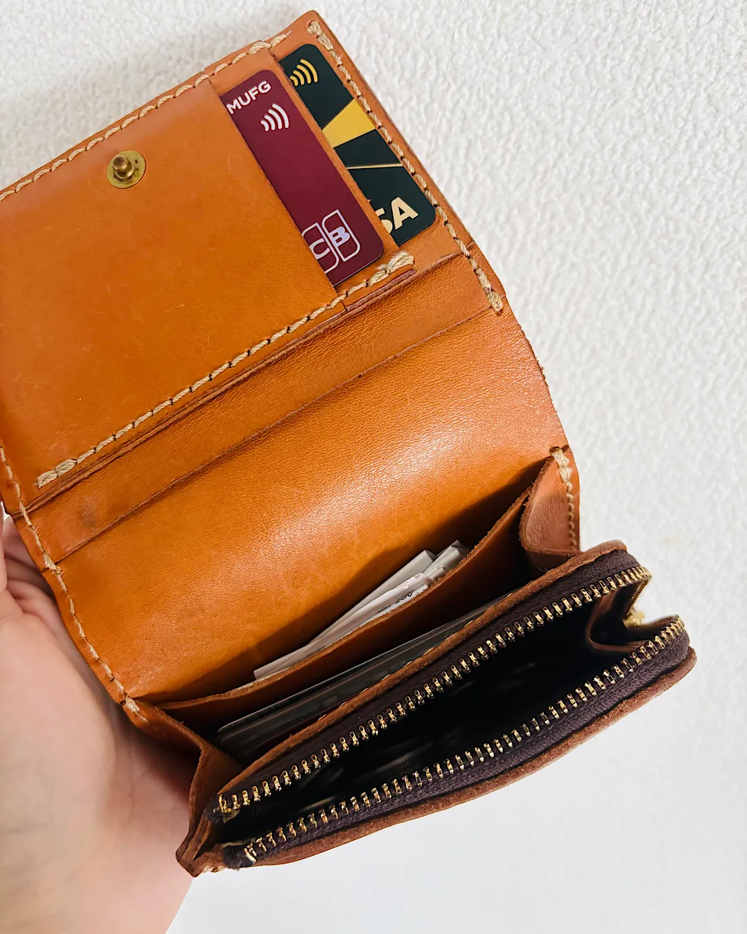 Herz 財布 HERZ(ヘルツ)の財布レビュー！二つ折りショートウォレットを徹底