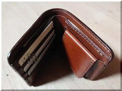 【HERZ】 二つ折りウォレット(w-8) HERZ】 二つ折りウォレット(w-8) HERZ(ヘルツ)の財布レビュー