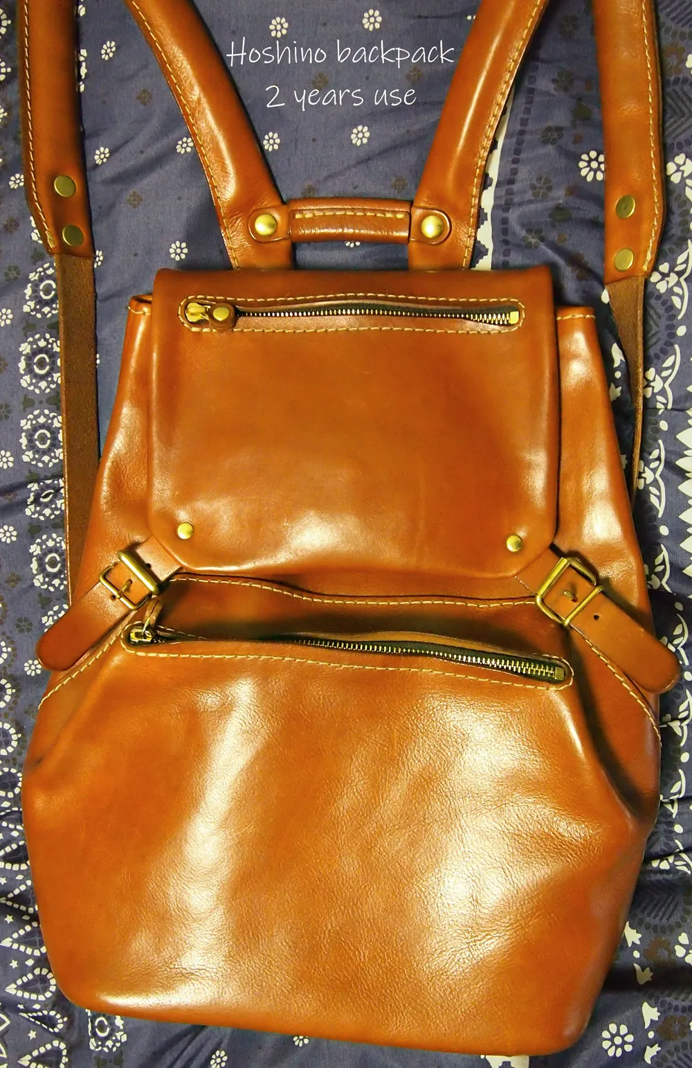 作り手の名前からとった星のリュックはカジュアルなレザー