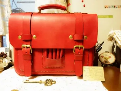 ヘルツ　HERZ　3wayトラッドスクールバッグ（BC-75-M） ヨーロッパのスクールバッグを思わせる本革の3wayバッグ / 革鞄