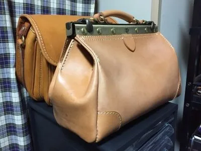 【herz】2wayバッグ　ガレージミニボストンバック　レザー　ブラック herz】2wayバッグ ガレージミニボストンバック レザー ブラック