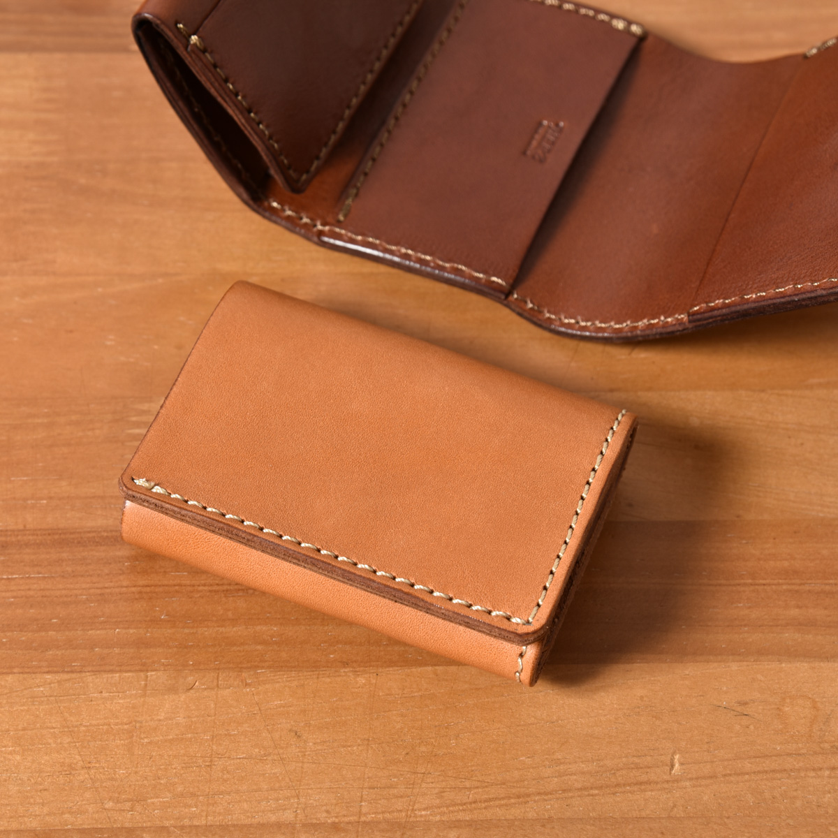 HERZ 小型の小さな財布 手のひらサイズの三つ折りミニ財布 / 革鞄のHERZ(ヘルツ)公式通販