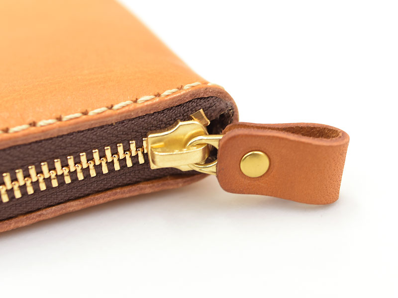 手のひらサイズで収納力抜群のコンパクト財布 / 革鞄のHERZ(ヘルツ