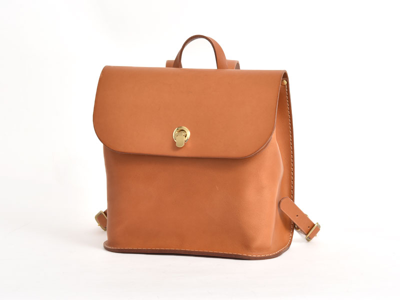 【未使用】ヘルツ　Hertz　スモールリュック 黒　ブラック　R-34 新作：スモールリュック(R-34)｜革鞄・革小物のHERZ公式通販