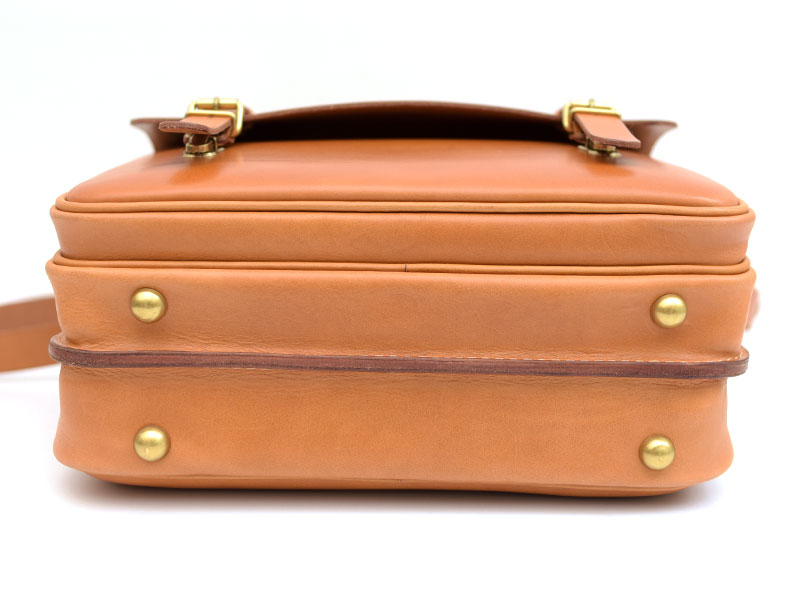 初代棒屋根鞄(A-78)　底鋲