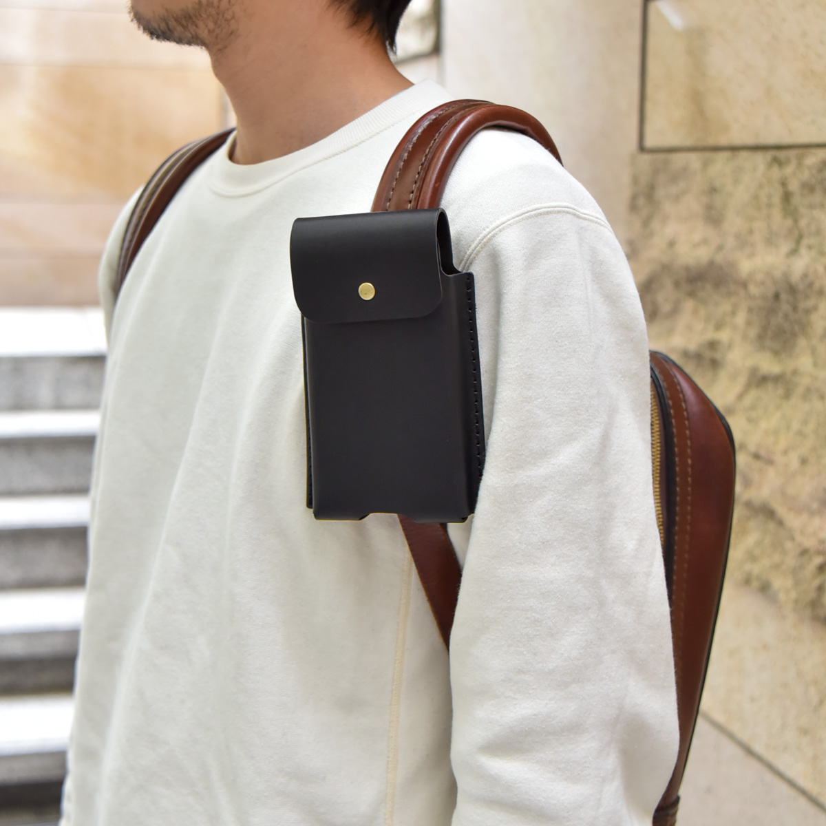 3wayで使える本革のマルチスマホケース / 革鞄のHERZ(ヘルツ)公式通販