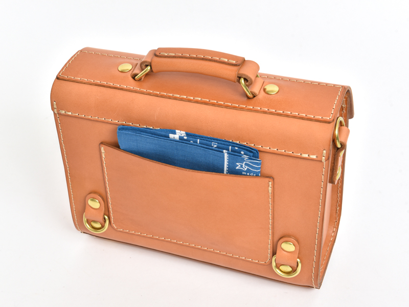 一本ベルト3wayミニサッチェルバッグ(ASB-2538)　後面ポケット