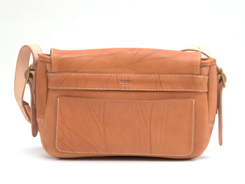 普段使いできるメッセンジャーバッグ(TN-141)　後面