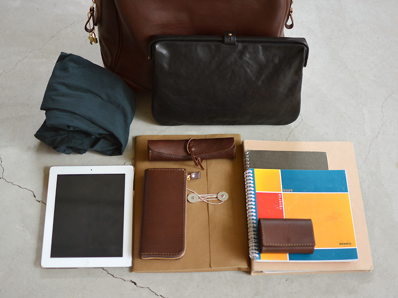 ミネルバボックス革を贅沢に使ったファスナーボストンバッグ / 革鞄の