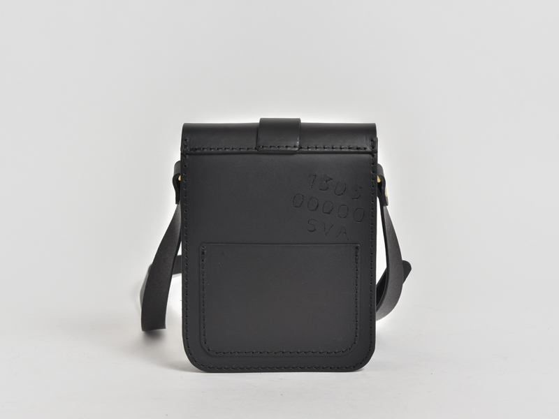 一本ベルトのクラシカルショルダーバッグ(NSB-288)　後面