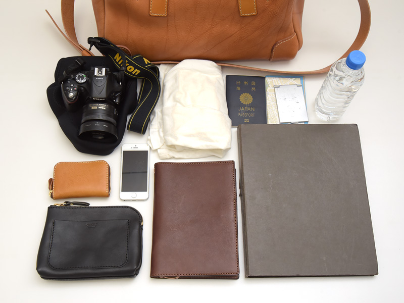 分厚くて柔らかいタンドー革を使った横型2wayトートバッグ / 革鞄の