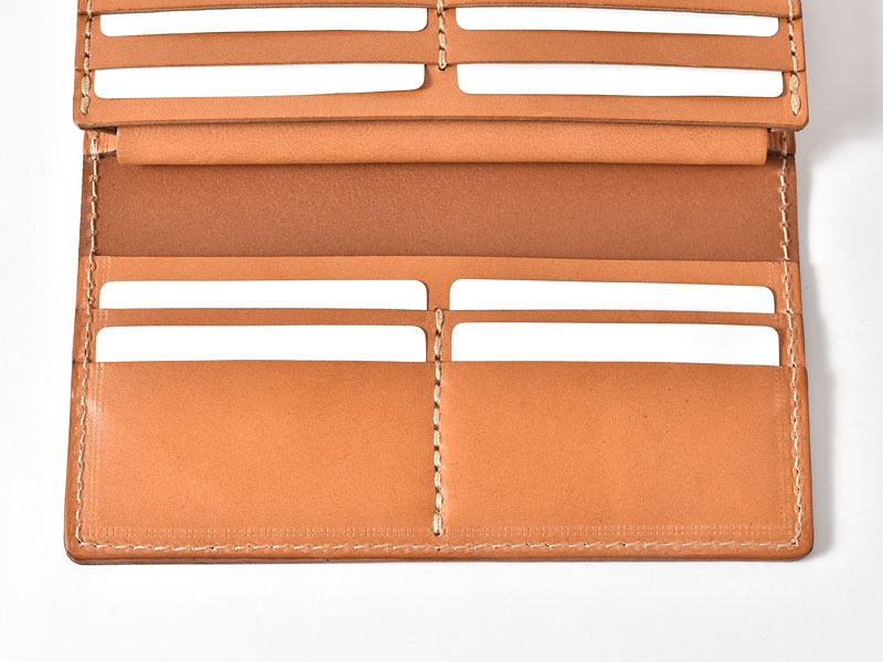 お札とカード入れ専用のフラップロングウォレット / 革鞄のHERZ(ヘルツ