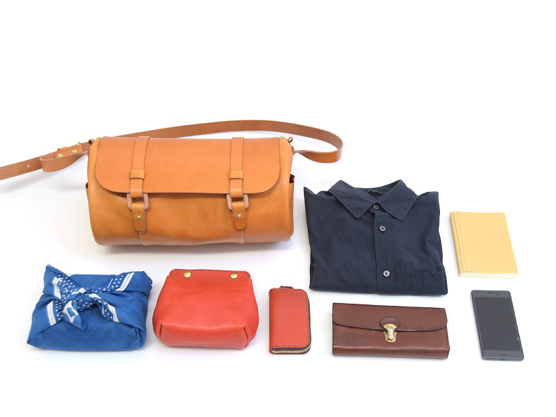 ソフト革でカジュアルに使えるドラム型ショルダーバッグ / 革鞄のHERZ