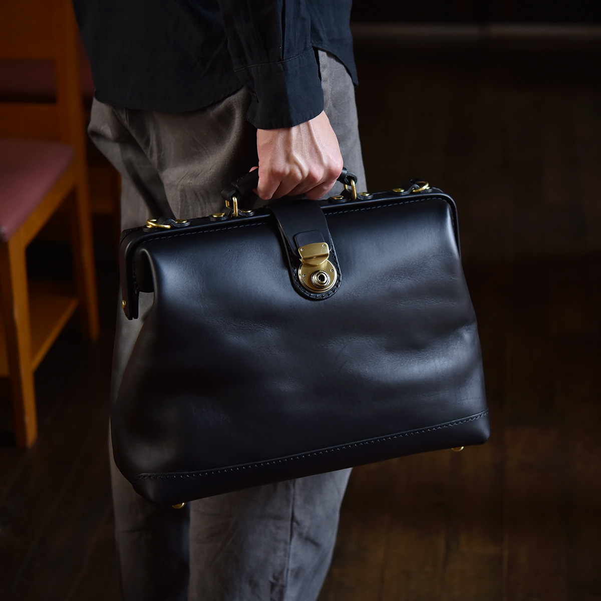 3wayでビジネスリュックとしても使えるボナールダレスバッグ / 革鞄の