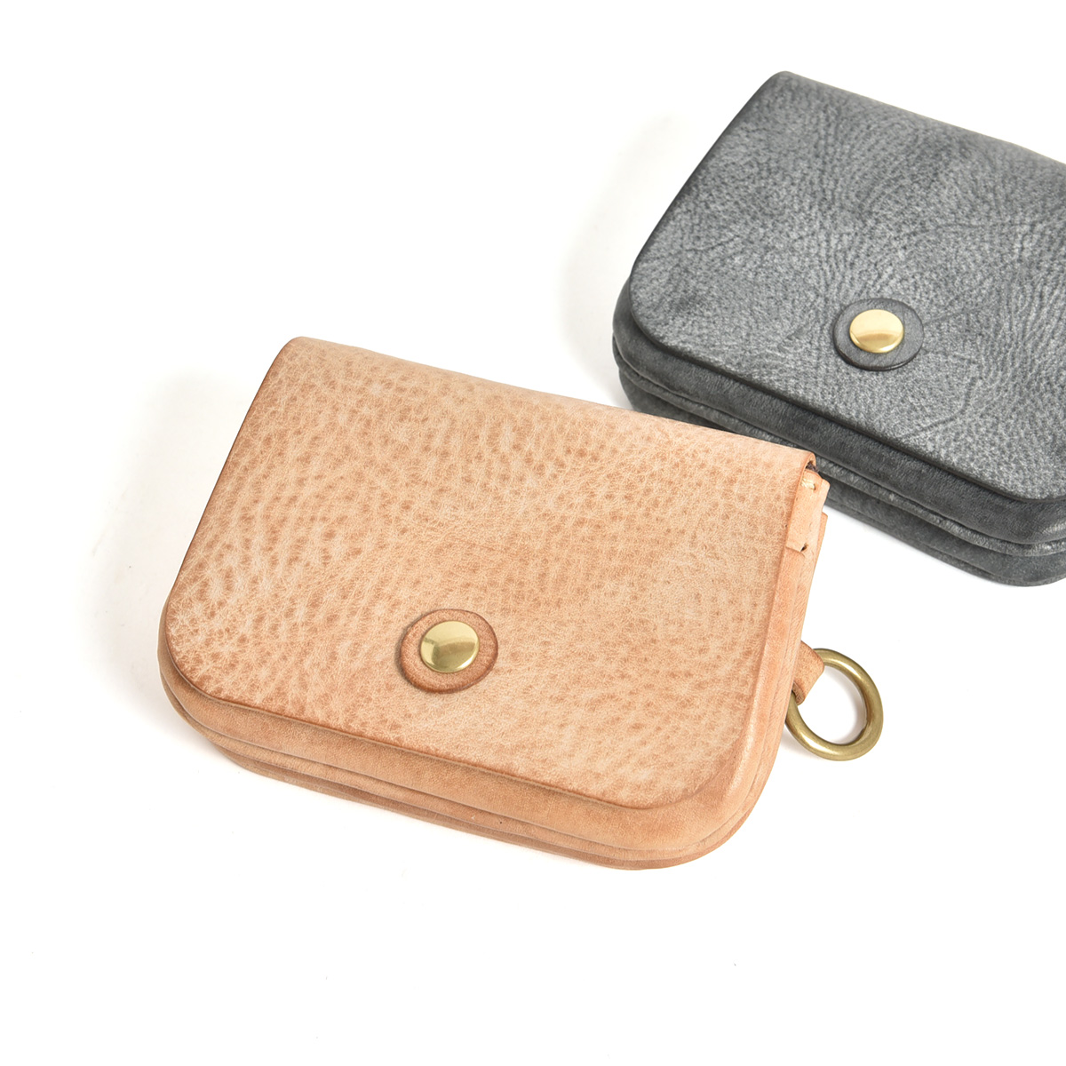 アラスカ特別仕様の普段使いのトラベルウォレット・二つ折り財布 / 革