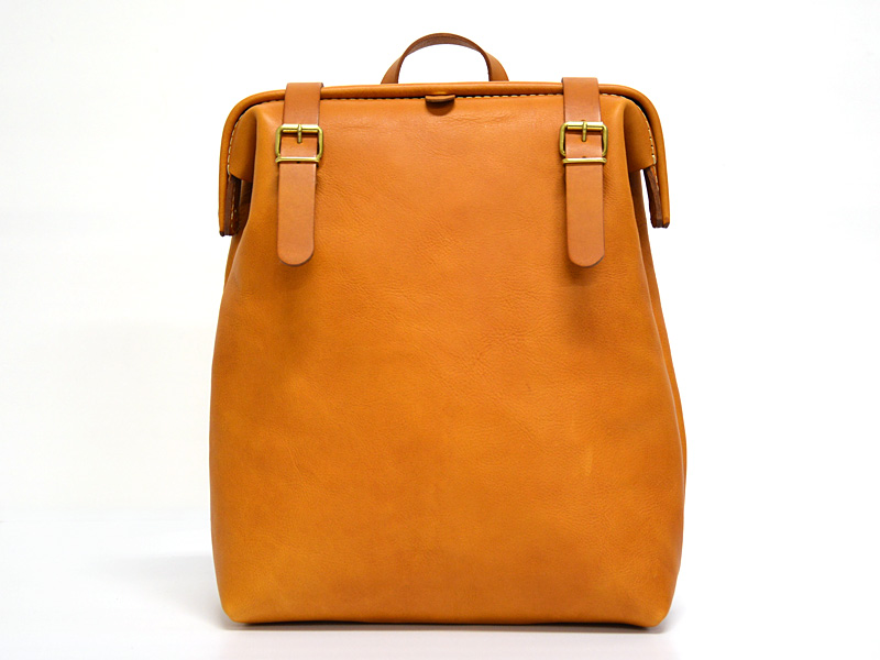 がま口リュックで一番人気のラックスリュック / 革鞄のHERZ(ヘルツ