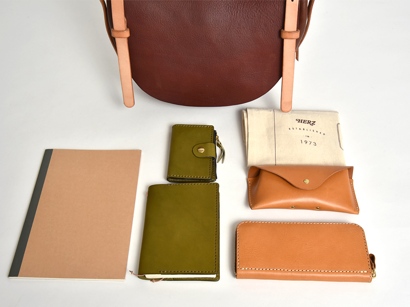 ワイルドメールバッグ丸型(TN-6) Sサイズ収納例2