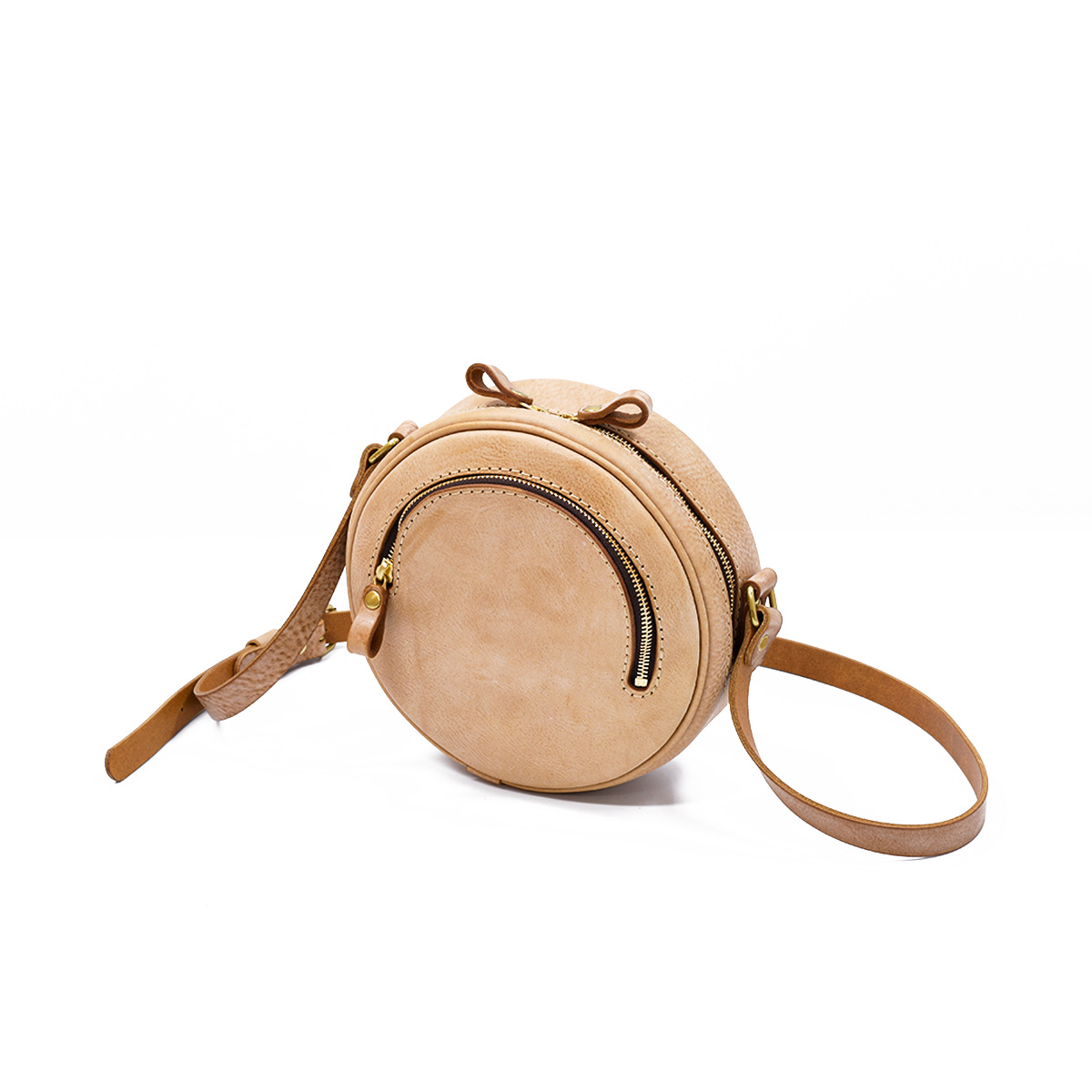 アラスカ特別仕様のまんまるショルダーポシェット / 革鞄のHERZ(ヘルツ