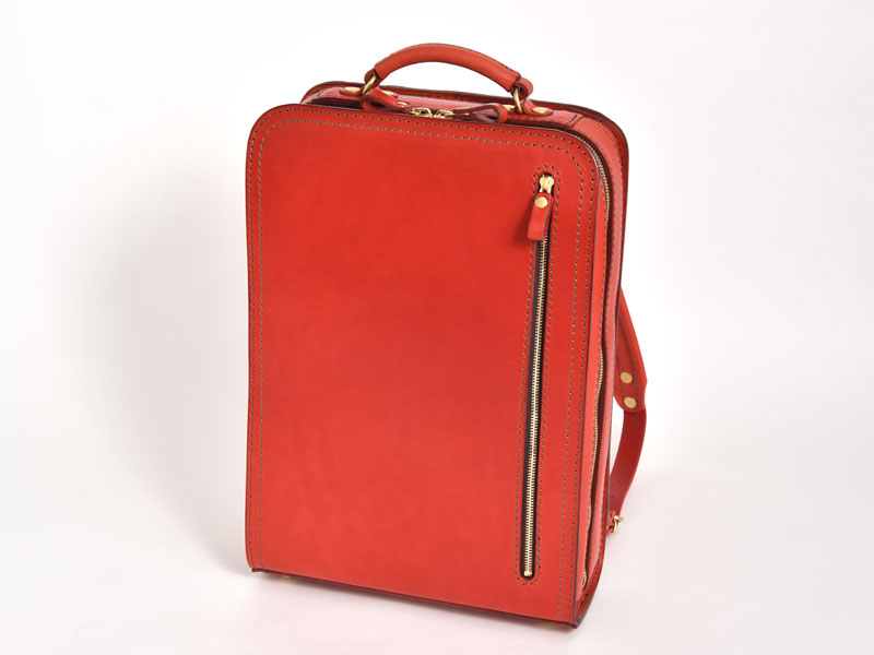 HERZ ブリックリュック R-25 15インチノートPCが入るビジネスにおすすめのブリックリュック / 革鞄