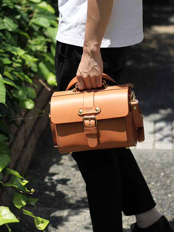 一本ベルト3wayミニサッチェルバッグ(ASB-2538)　メンズ手持ち