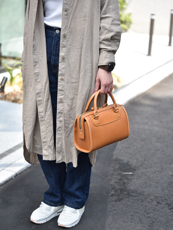 ニーナボストン(CW-11)　キャメルレディース手持ち