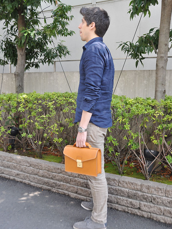 セカンドバッグ・ダレスタイプ 男性着用