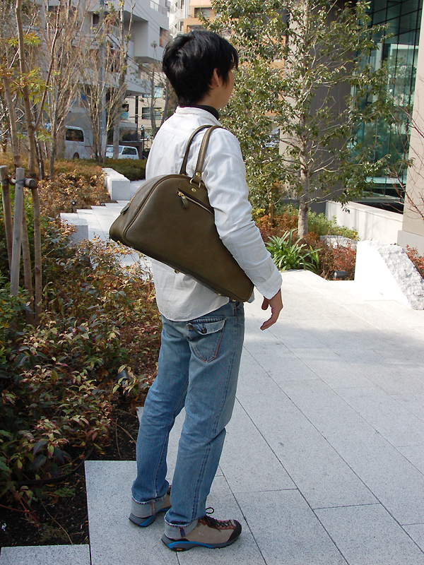 マディソンバッグ(V-149)　Mサイズメンズ肩掛け