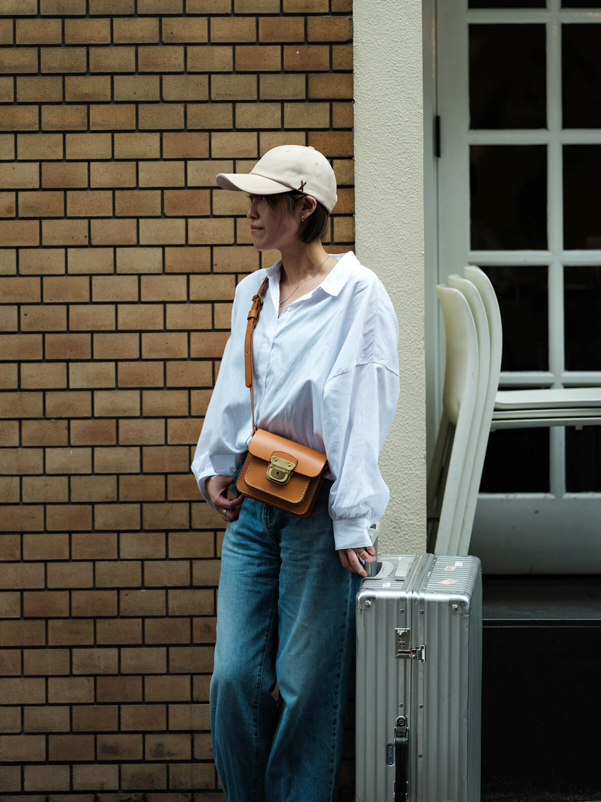 錠前ミニショルダー(CP-13)　キャメルレディース着用