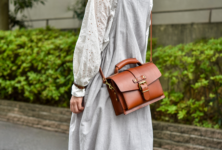 クラシックデザインでメンズレディース問わずにおすすめの2wayミニ