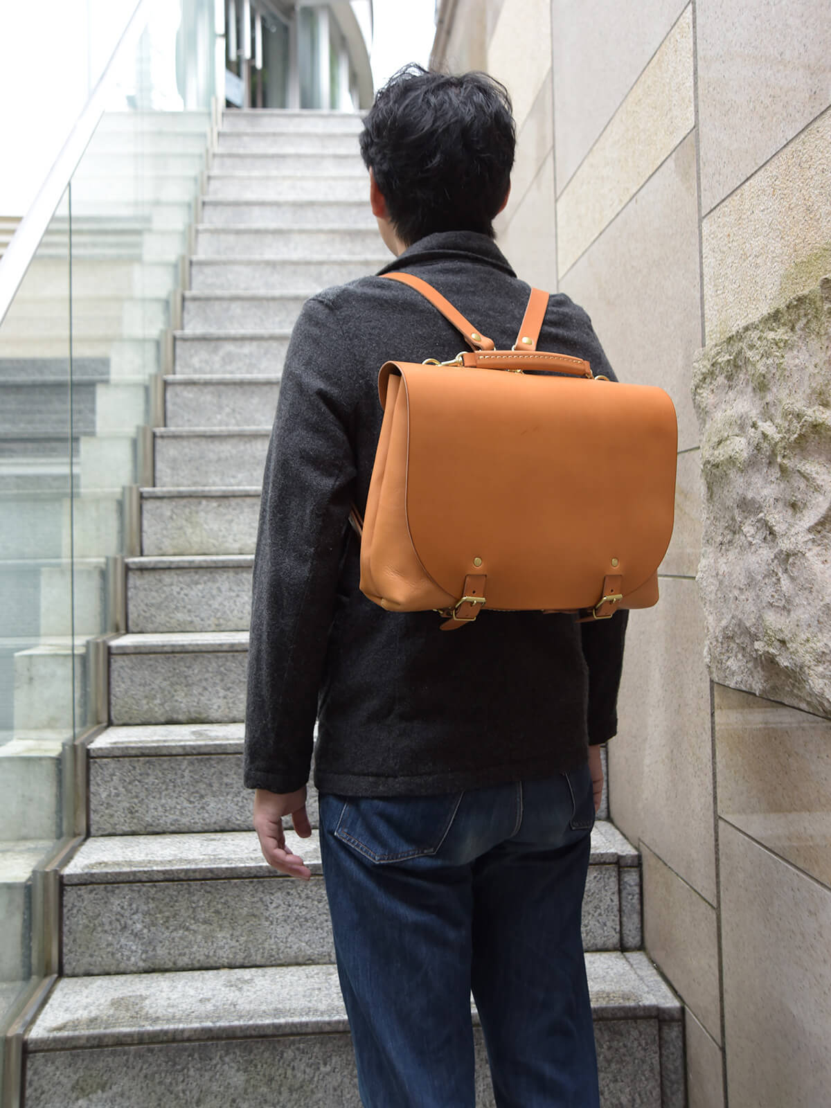 ナレッジバッグ(CW-137)　Mサイズリュック着用