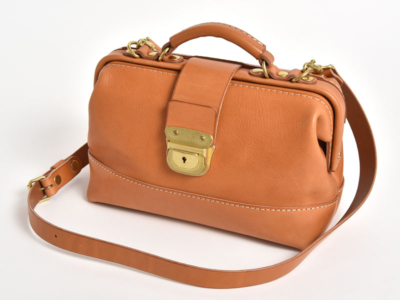 tw　2本のみ アイビーグレイ特別仕様の二本ベルトの2wayミニバッグ「革鞄の