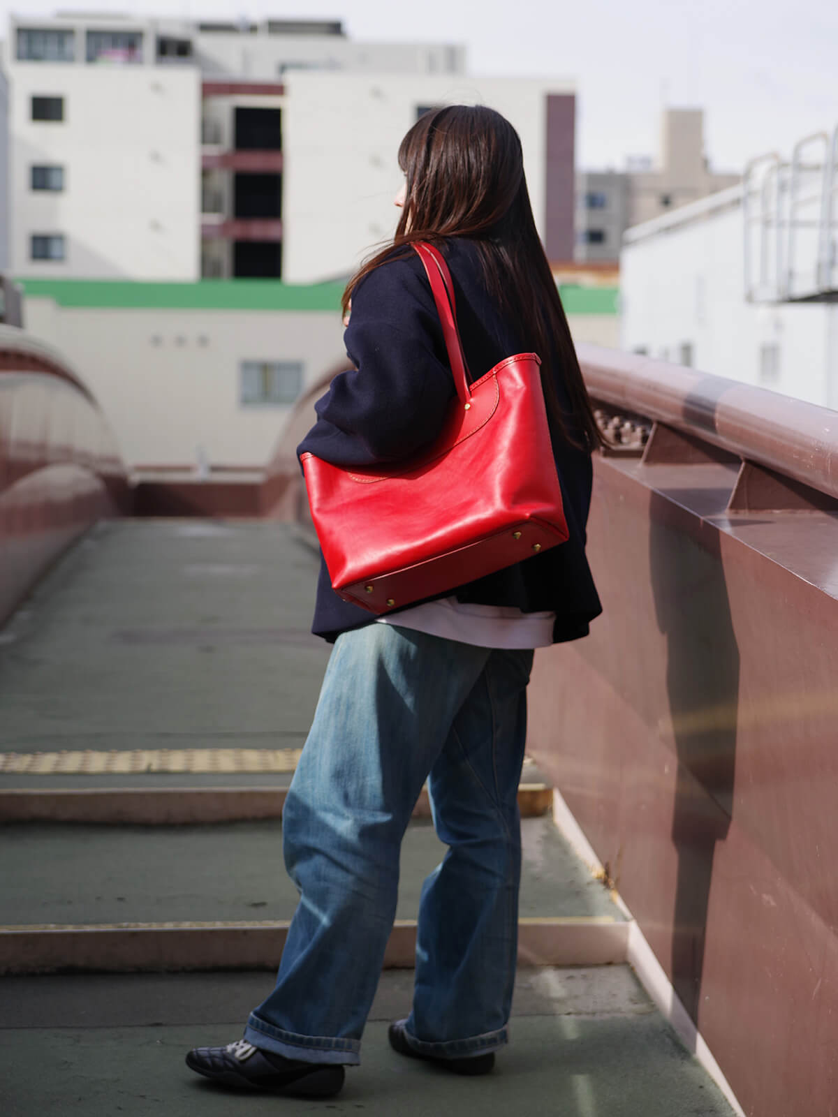 ペンデルン(NGY10-03)　レッドレディース肩掛け