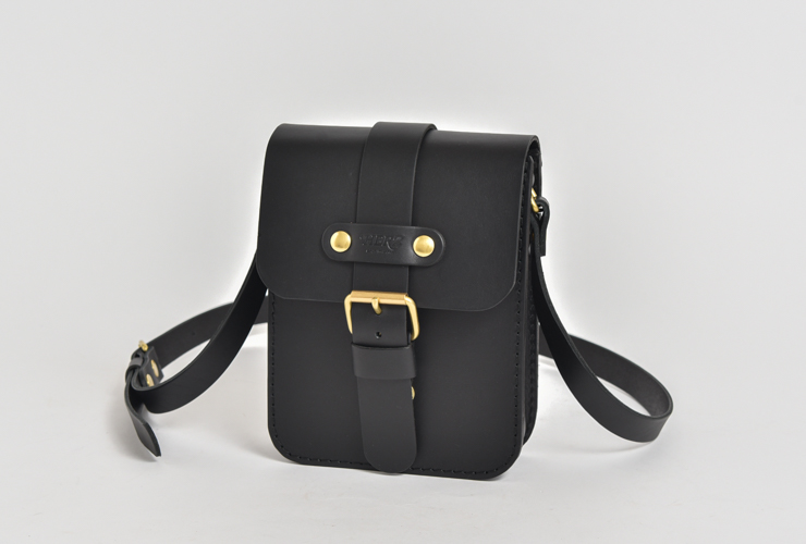 一本ベルトのクラシカルショルダーバッグ(NSB-288)