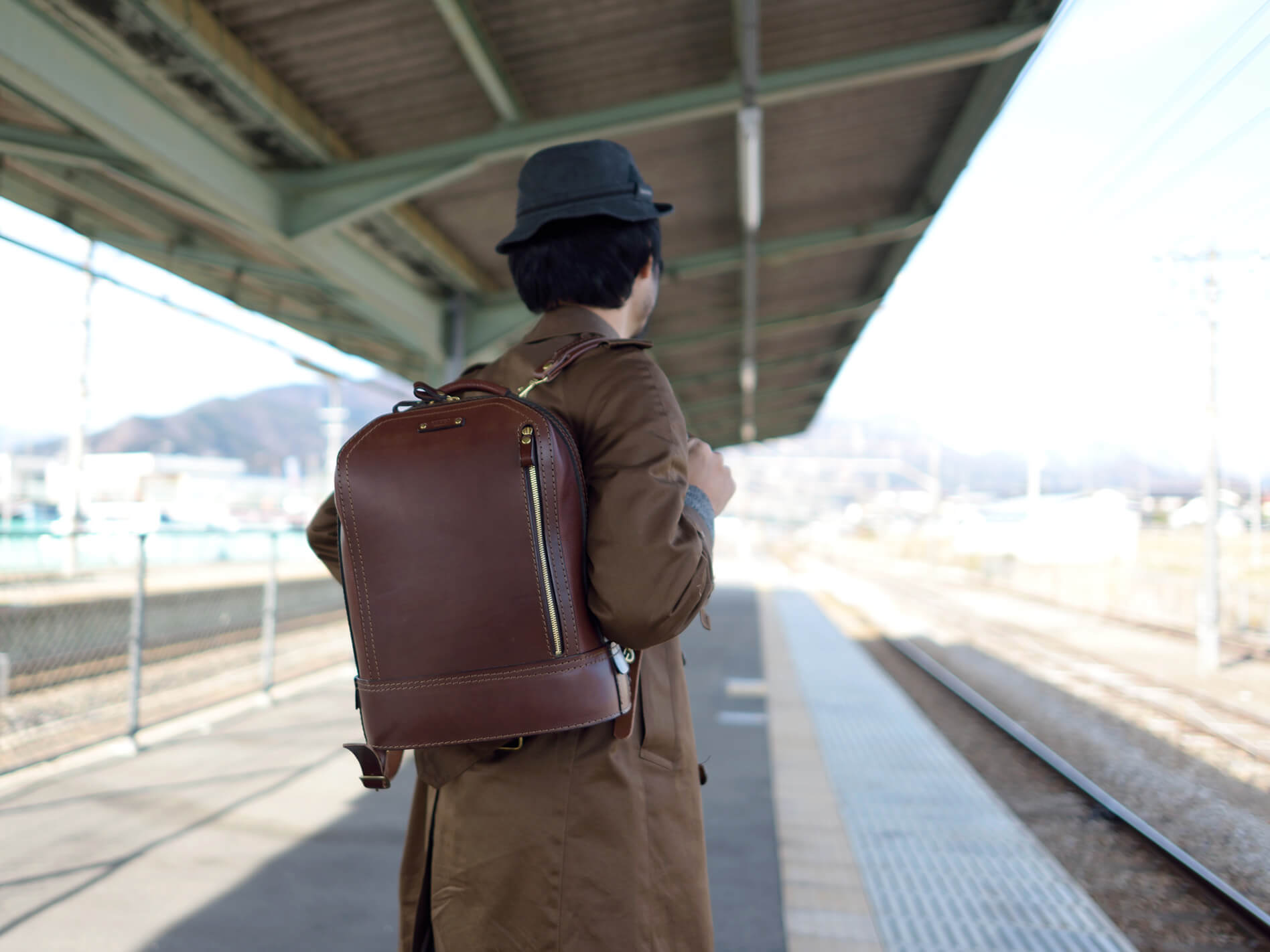 土日限定　5,000円割引　HERZヘルツ ビートルリュックR-3 チョコ HERZ ヘルツ ビートルリュック（R-3）チョコ