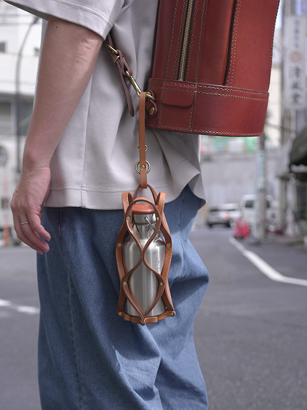 ハニカムボトルホルダー(SG-2401)着用