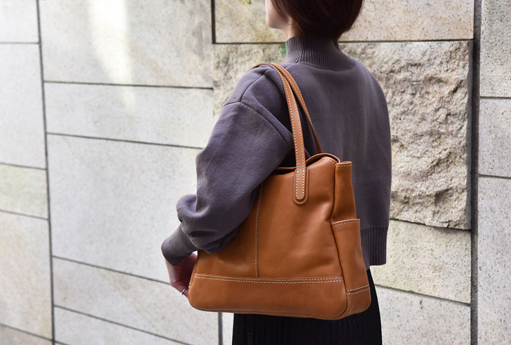 HERZ本革トートバッグ　(おまけストラップ付) 2025年最新】HERZ トートバッグの人気アイテム - メルカリ