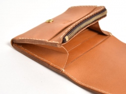 小型の二つ折り財布(WS-64)　マチ
