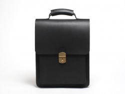 タテ型鞄・A4サイズの2wayバッグ　ブラック