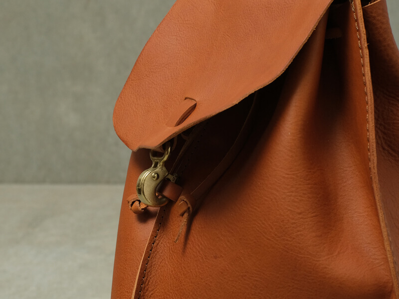 レディースバッグにおすすめのワンショルダー「革鞄のHERZ(ヘルツ)公式 