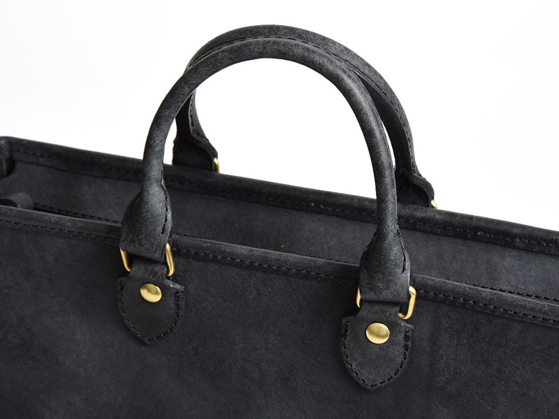 【美品】HERZ 2way トートバッグ ブラック 肩当て付 takさま専用！♡未使用 HERZ 2way トートバッグ ブラック 肩当て付♡