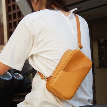 タフに使える縦型2wayボディバッグ「革鞄のHERZ(ヘルツ)公式通販」