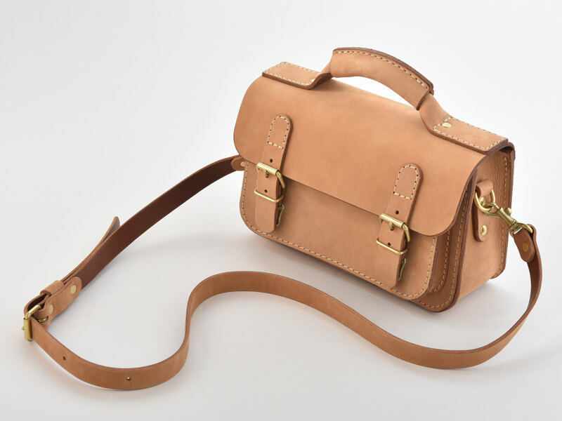 ヌバック革で作った人気モデルの2wayミニバッグ「革鞄のHERZ(ヘルツ 