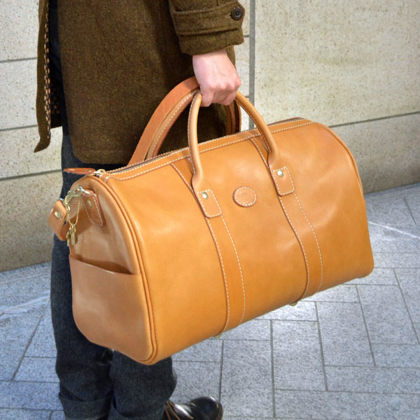 普遍的デザインで使う人を選ばないファスナーボストンバッグ「革鞄のHERZ(ヘルツ)公式通販」